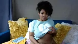 Hot chocolate queen with curly hair and huge black ass